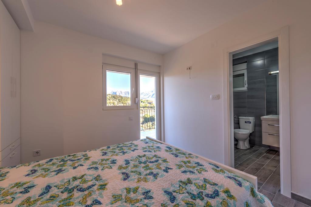Villa Sandy Apartments Tivat Eksteriør billede