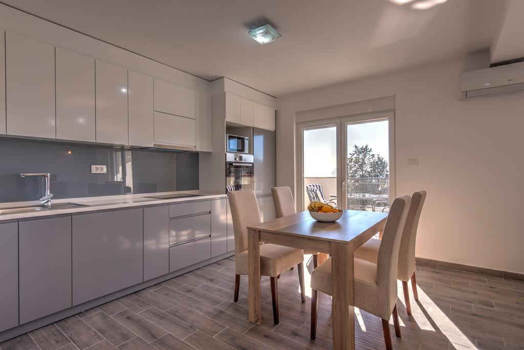 Villa Sandy Apartments Tivat Eksteriør billede