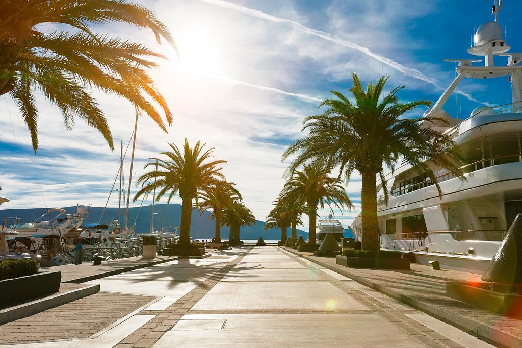 Villa Sandy Apartments Tivat Eksteriør billede